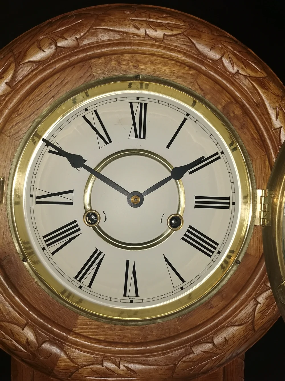Vintage Oak Regulator A Wall Clock Engraved W/Keys & Pendulum Works